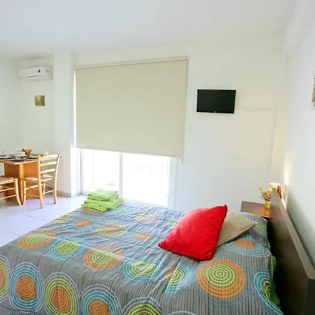 S Sari Flats * Larnaca